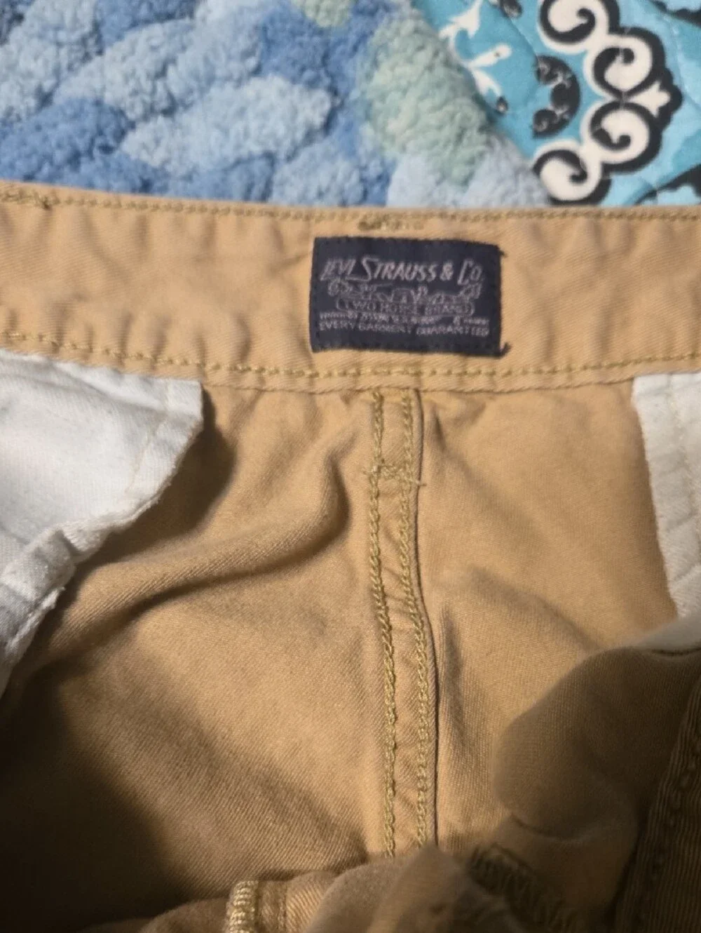 Levi's Tan Cargo Shorts with Multiple Pockets
